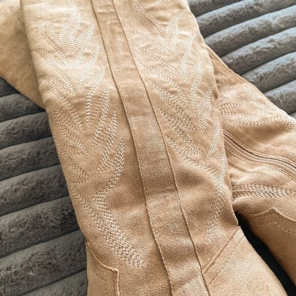 Tall Western Boots for Women - Tan - Picture 6 of 8